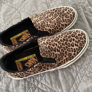 Cheetah vans worn once size 8 fit like 8.5